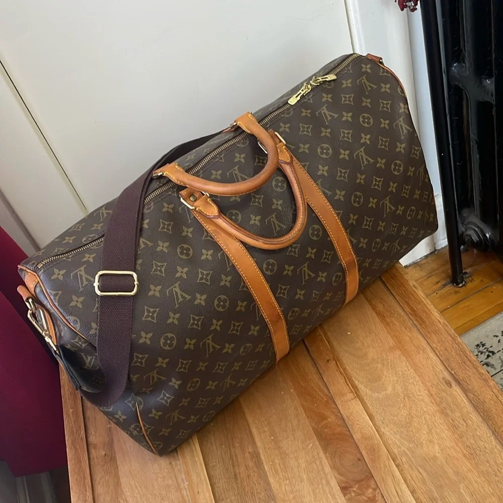 Louis Vuitton Bandouliere Keepall 55 Travel Bag.